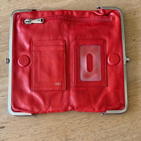 HOBO Scarlet Leather Wallet - Picture 1 of 8